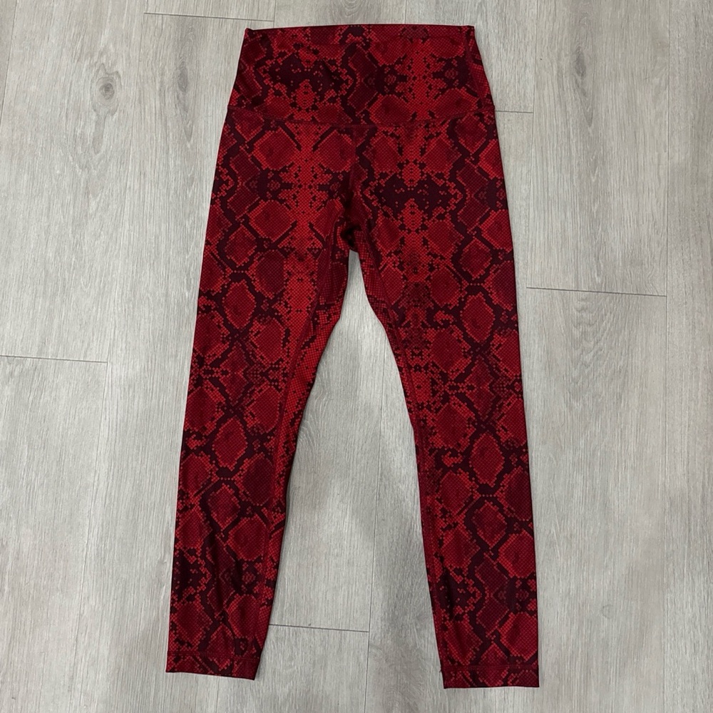 Lululemon Wunder Under High Rise Ziggy Snake Red Tide Cranberry.  Size 6.